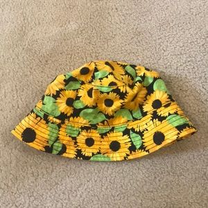 H&M Sunflower Bucket Hat